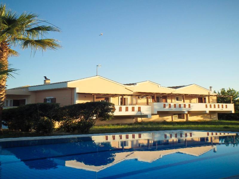 Leone Luxury Villas Καλαμάκι Εξωτερικό φωτογραφία